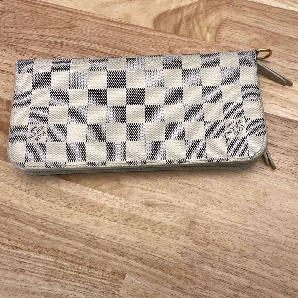 Authentic Louis Vuitton Damier Azur Wallet/Clutch